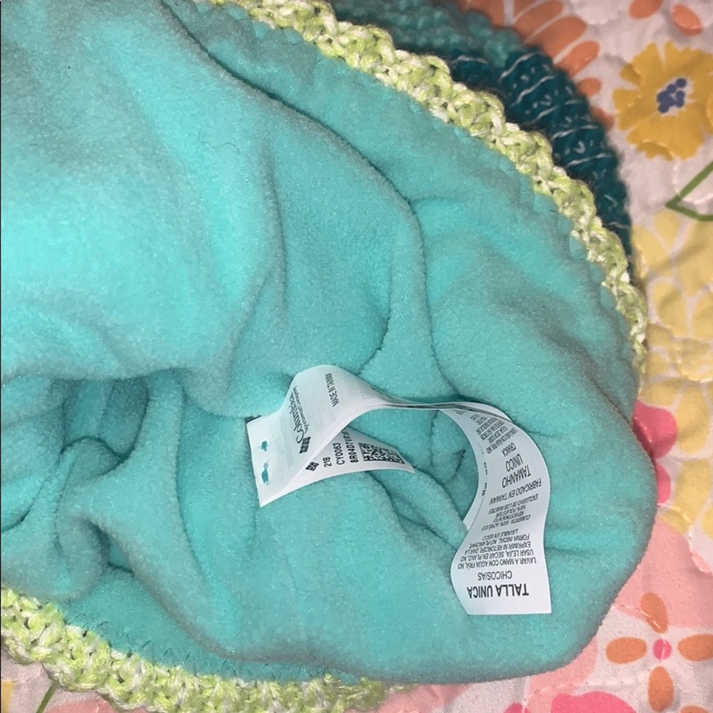 NWT YOUTH COLUMBIA BEANIE - Picture 2 of 4